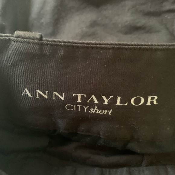Ann Taylor City Short black stretch flat front high waisted shorts Sz 4 - Picture 9 of 10